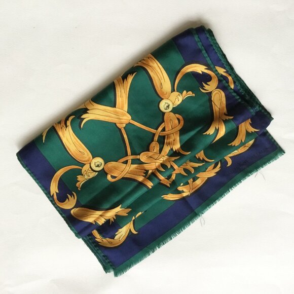 Adrienne Vittadini Coin & Tassel Blue Green Yellow Rectangular Scarf Fringe - Picture 1 of 4